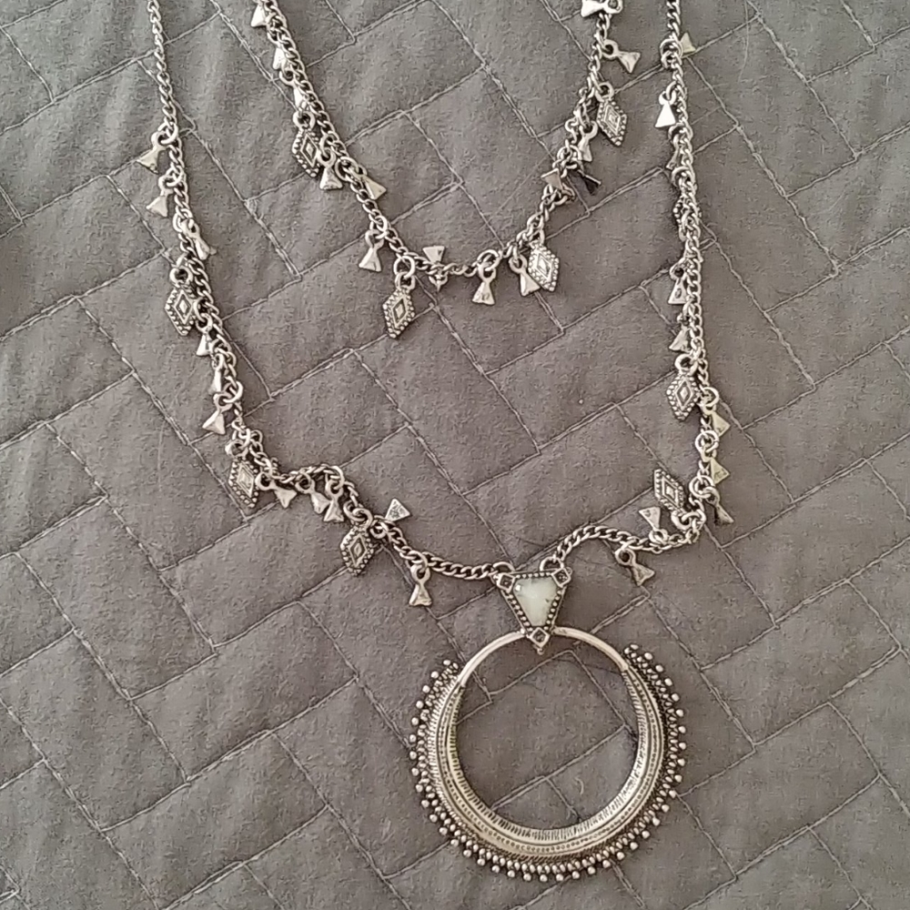 Jewelry 4pc Bundle - Picture 2 of 7